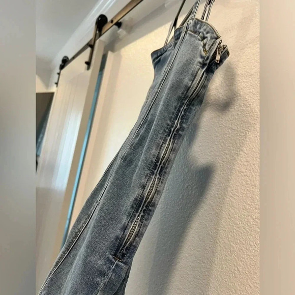 ☀️2 for $15☀️Denim mini dress, fitted but with stretch. Size L, Forever 21 - Picture 7 of 8